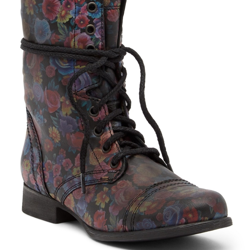 Steve Madden Troopa Floral Combat Boot NWOT Sz 7